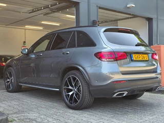 Mercedes-Benz GLC Mercedes-Benz GLC-klasse 300e 4MATIC Premium Plus / LUCHTVERING / PANORAMADAK / ALARMKLASSE 5 / TREKHAAK ELEKTRISCH / AMG-LINE ! - afbeelding nr 11