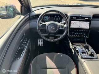 Hyundai Tucson Hyundai Tucson 1.6 T PHEV 265pk  N Line 4WD  65km Electr rijden  hierna Hybride , N-Line Luxe uitvoering ,  360o camera ,  Dodehoek detectie , Electr achterklep  03-2027 Fab Garantie - afbeelding nr 17