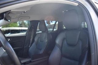 Volvo V60 Volvo V60 T4 Polestar 210pk Inscription | Audio & Park Assist & Climate - afbeelding nr 4