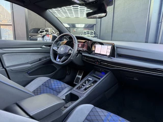 Volkswagen Golf Volkswagen Golf 8 2.0 TSI R 4Motion | PANO | AKRA | STAGE 2 - afbeelding nr 34