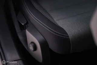 Volvo XC40 Volvo XC40 1.5 T2 Momentum | Schuifdak | Trekhaak | Camera | LED | stoel & stuurwielwarming | - afbeelding nr 41