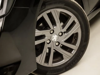 Peugeot 208 (APPLE CARPLAY, GROOT NAVI, LM VELGEN, PARKEERSENSOREN, SPORTSTOELEN, CRUISE, LANE ASSIST, ELEK PAKKET, NIEUWSTAAT) - afbeelding nr 15