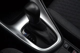 Toyota Yaris Toyota Yaris 1.5 Hybrid Dynamic LED/Camera/Navi/1e eigenaar - afbeelding nr 29