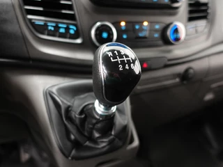 Ford Transit Custom Ford Transit Custom L1H1 Trend Navigatie Camera Cruise control Parkeersensoren Trekhaak Airco - afbeelding nr 25