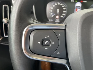 Volvo XC40 Volvo XC40 1.5 T5 Recharge 262 pk Momentum Pro Panoramadak Camera Parkeersensoren Navigatie Led Koplampen Plug In Hybride NL Auto 1e Eigenaar Lage Kilometerstand - afbeelding nr 29