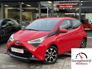 Toyota Aygo 1.0 VVT-i x-play CAMERA CARPLAY LED NW APK