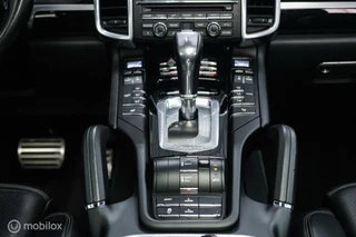 Porsche Cayenne Porsche Cayenne 3.0 S E-Hybrid 416 pk | NL auto NAP | Rijklaarprijs | Bose | Panoramadak | 21 inch | Meteorgrey | - afbeelding nr 31