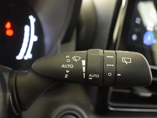 Toyota Yaris Toyota Yaris 1.5 Hybrid 115 First Edition - afbeelding nr 22