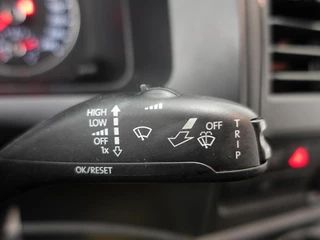Volkswagen Transporter Volkswagen Transporter 102pk L1H1 Highline Navigatie 18
