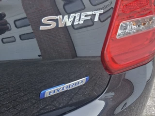 Suzuki Swift Suzuki Swift 1.0 Stijl Smart Hybr - afbeelding nr 14