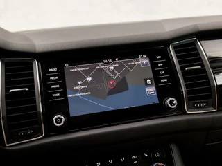 Škoda Kodiaq Škoda Kodiaq 1.4 TSI ACT Sport 150Pk Automaat (PANORAMADAK, APPLE CARPLAY, GROOT NAVI, 360 CAMERA, MEMORY SEATS, LEDER, STOELVERWARMING, GETINT GLAS, ELEK ACHTERKLEP, NIEUWE APK, NIEUWSTAAT) - afbeelding nr 31