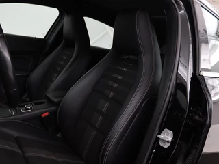 Mercedes-Benz A-Klasse Mercedes-Benz A-klasse 180 Urban | Stoelverwarming | Navigatie |  Sportstoelen | Half leder | Cruise control | Park Assist | Airco | Bluetooth - afbeelding nr 5