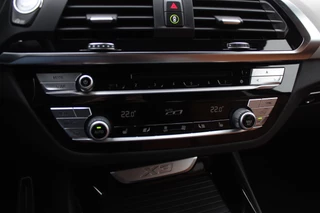 BMW X3 BMW X3 xDrive30i High Exe. M Sport / Trekhaak / Panoramadak / 360Camera / Head-up / Keyless / 20'' / Leder / Navigatie / ACC / Dodehoek / DAB / Stoelverwarming - afbeelding nr 28