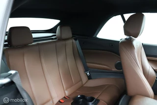 BMW 2 Serie BMW 2-serie Cabrio 220i Sport Aut8 184Pk | NL Auto | Bruin-leder | clima | 19-breed set | xenon | Trekhaak | M-stoelen | TOPSTAAT - afbeelding nr 40
