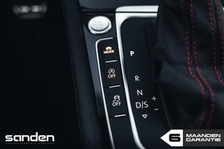 Volkswagen Golf Volkswagen Golf 2.0 TSI GTI|PANO|Honeycomb bekl.|Keyless|Dyn - afbeelding nr 52