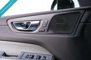 Volvo XC60 Volvo XC60 2.0 Recharge T8 AWD R-Design 390 pk | Trekhaak | Schuifdak | Dealer onderhouden | Camera | DAB | Stoel + stuurwiel verwarming | rijklaar incl garantie | - afbeelding nr 36