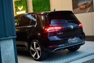 Volkswagen e-Golf Volkswagen E-Golf - 35,8kwh - Leer - Keyless Entry - Stoelverwarming - Warmtepomp - Adaptive Cruise Control - LED Achterlichten - - afbeelding nr 10