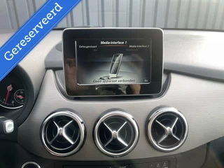 Mercedes-Benz B-Klasse Mercedes B-klasse 200 AUTOMAAT|NAVIGATIE|TREKHAAK|STOELVERWARMING|CRUISE CONTROL|AIRCO|SFEERVERLICHTING - afbeelding nr 16