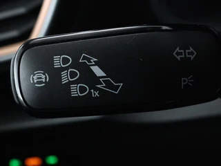 SEAT Leon SEAT Leon 1.4 e-Hybrid Limited | Panoramadak |  Camera | Adaptive cruise | Carplay | Memory | Stoel & Stuurverwarming - afbeelding nr 18