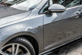 Volkswagen Golf Volkswagen Golf 1.5 TSI R-Line Pano / Camera / ACC - afbeelding nr 31