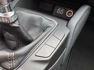 Ford Focus Ford Focus Wagon 1.0 EcoBoost Titanium Wagon | Winter Pack | Adaptive cruise control | Camera | Navigatie | 17 inch | Reservewiel - afbeelding nr 22