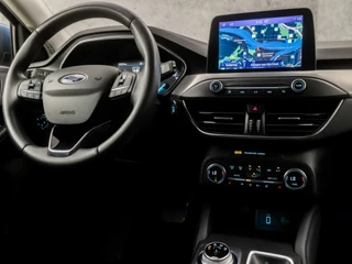 Ford Focus Automaat (APPLE CARPLAY, GROOT NAVI, STUUR/STOELVERWARMING, ADAPTIVE CRUISE, SPORTSTOELEN, CAMERA, KEYLESS, TREKHAAK, NIEUWSTAAT) - afbeelding nr 7
