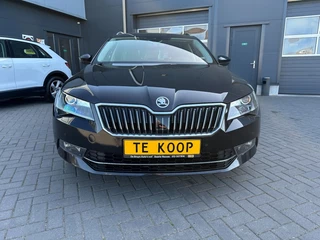 Škoda Superb - afbeelding nr 2