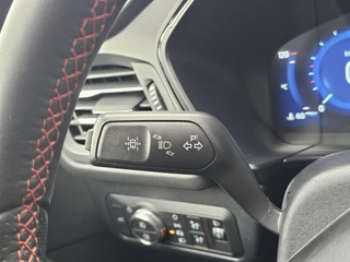 Ford Kuga Ford Kuga 1.5 EcoBoost ST-Line 150pk | Winter Pack | Camera | Navigatie | Half leder | Full led | Rode remklauwen - afbeelding nr 18