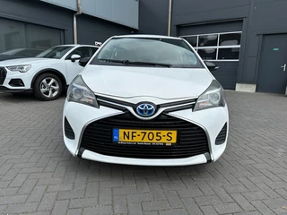 Toyota Yaris Toyota Yaris 1.5 Hybrid Aut. Now Clima stoelverwarming - afbeelding nr 2