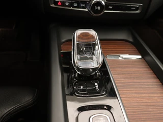 Volvo XC60 Volvo XC60 T8 PLUG-IN HYBRID INSCRIPTION ACC BLIS SCHUIFDAK 20INCH KEYLESS - afbeelding nr 11
