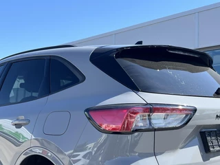 Ford Kuga Ford Kuga 2.5 PHEV Graphite Tech Edition 225pk | Driver Assistance Pack | Technology pack | Black Pack | Trekhaak afneembaar | Panorama dak | Winterpack | Verlengde fabrieksgarantie tot 06-2028 - afbeelding nr 11