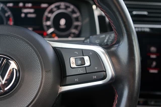 Volkswagen Golf Volkswagen Golf 7.5 GTI 2.0 TSI GTI Performance 245PK Pano/DYNa/Trkhk/Cam - afbeelding nr 30