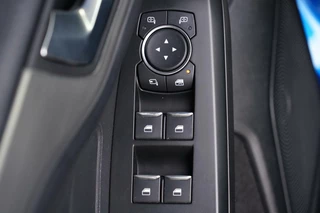 Ford Focus Ford Focus 1.0 EcoBoost Titanium Business, pano, stoelverw. - afbeelding nr 20