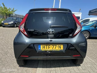 Toyota Aygo Toyota Aygo 1.0 VVT-i x-joy Carplay - afbeelding nr 2
