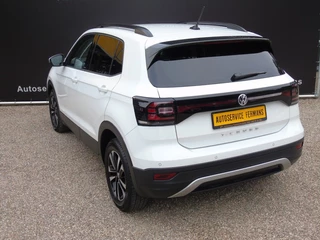 Volkswagen T-Cross Volkswagen T-Cross 1.0 TSI United Edition - 2020 - 32DKM - Navigatie - PDC - Cruise - afbeelding nr 5