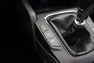 Ford Focus Ford Focus 1.5D EcoBlue Edition Business - Carplay, Camera, Stoelverwarm. - afbeelding nr 20