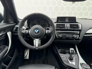 BMW 1 Serie BMW 1-serie M135i Executive RWD Schuifdak Xenon Leer Carplay - afbeelding nr 11