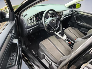 Volkswagen T-Roc Volkswagen T-Roc 1.0 TSI Style Business (116PK), 1e-Eig, VW-Dealer-Onderh., BOVAG-Garantie, NL-Auto. - afbeelding nr 16