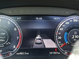Volkswagen Passat Volkswagen Passat 1.8 TSI DSG R-LINE PANO-DAK/TREKHAAK/360-CAMERA/LEDER/NAVI/ACC/CARPLAY - afbeelding nr 28