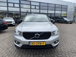 Volvo XC40 Navigatie Trekhaak 2000 kg Panoramadak ACC Leder Elek stoelen Pilot Assist Standkachel 360 Camera Apple Carplay NL Auto - afbeelding nr 3