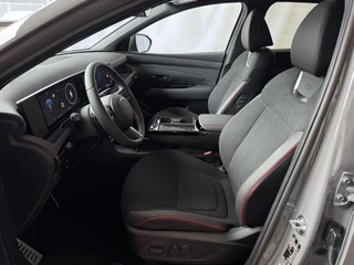 Hyundai Tucson Hyundai Tucson NIEUWE AUTO 1.6 T-GDI PHEV 252PK 4WD N-LINE SKY PANO. 360.CAMERA ELEK.KLEP ELEK.STOEL/GEHEUG.VERWARMD SUBWFR 19''LMV ZWARTE HEMEL HEADUP STOELKOELING STUURVERW. PLUG IN HYBRIDE - 5 JAAR GARANTIE 4X4 - afbeelding nr 17