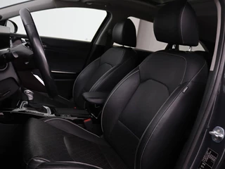 Kia Ceed Kia Ceed 1.6 GDI PHEV ExecutiveLine | Panoramadak |  Stoelventilatie | Trekhaak | Leder | Camera | Adaptive cruise | Keyless | Full LED | Stuur & achterbankverwarming | Carplay | Navigatie - afbeelding nr 5