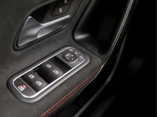 Mercedes-Benz A-Klasse (SCHUIFDAK, GROOT NAVI, LEDER/ALCANTARA, STOELVERWARMING, WIDESCREEN, SPORTSTOELEN, CAMERA, GETINT GLAS, NIEUWSTAAT) - afbeelding nr 25