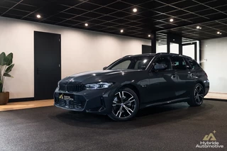 BMW 3 Serie Touring 330e xDrive M Sport | HuD | Pano | Memory | Alcantara |