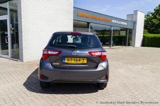 Toyota Yaris Toyota Yaris 1.0 VVT-i Aspiration met navigatie - afbeelding nr 9