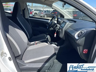 Toyota Aygo Toyota Aygo 1.0 VVT-i x-play AIRCO / CAMERA / GEEN AFLEVERKOSTEN - afbeelding nr 20