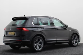 Volkswagen Tiguan Leer, Panoramadak, ACC, Camera, Apple Carplay, DAB, PDC, Trekhaak, 19'' - afbeelding nr 24