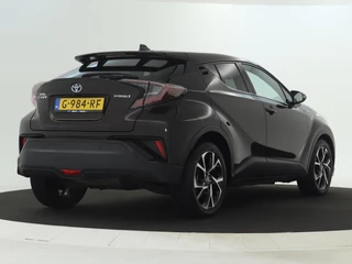 Toyota C-HR Toyota C-HR 1.8 Hybrid Style Ultimate NAVI | Camera | Stoelverwarming - afbeelding nr 2