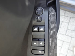 Citroën C3 Aircross Citroen C3 Aircross 1.2 PureTech 110pk You Navigatie | Apple Carplay/Android Auto | Climate Control | Cruise Control | Dab | Parkeer sensoren - afbeelding nr 14