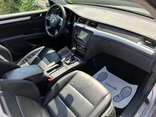 Škoda Superb Skoda Superb Combi 1.8 TSI DSG Elegance Business PANO|LEER|MEMORY - afbeelding nr 12